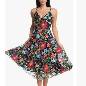 Dress the Population Maren Floral Embroidered Fit & Flare Dress, size XS/S